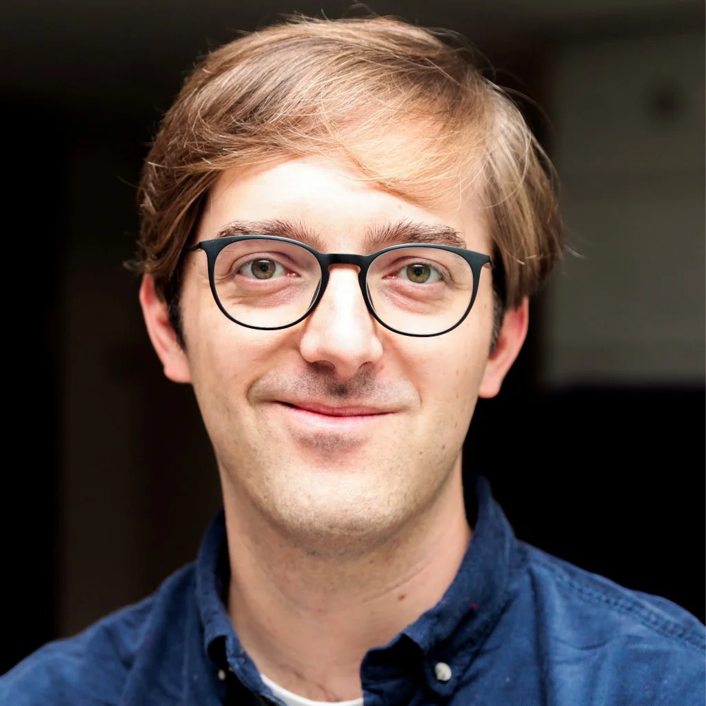 Dr. Valeri Wiegel
